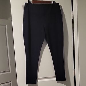 Elegant Navy Women's Leggings